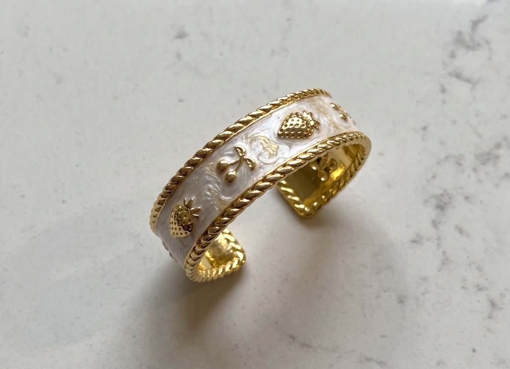 Choosing Your Signature Earring